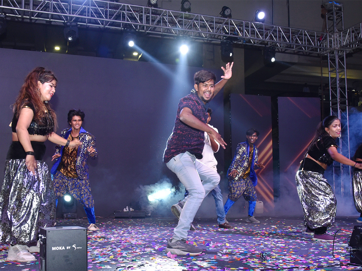 New_20Year_20Celebrations_20in_20Hyderabad_20Photos_15.jpg 16