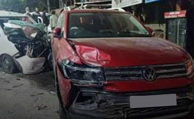 car1.jpg