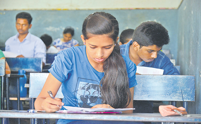TENTH-STUDENTS.jpg