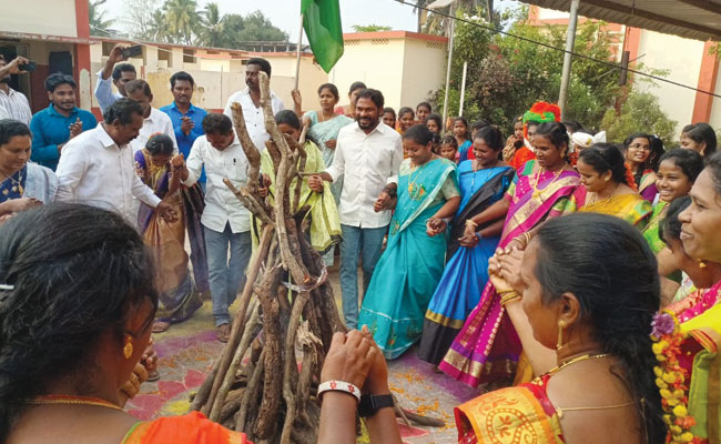 Bhogi_Festival.jpg