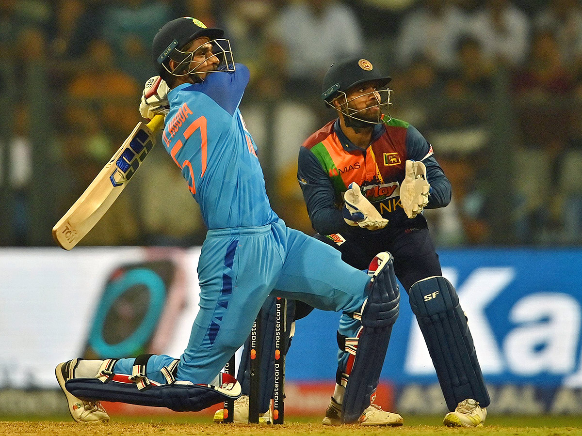 India_20and_20Sri_20Lanka_20First_20Twenty20_20international_20Cricket_20Match_20Pics_11.jpg 11