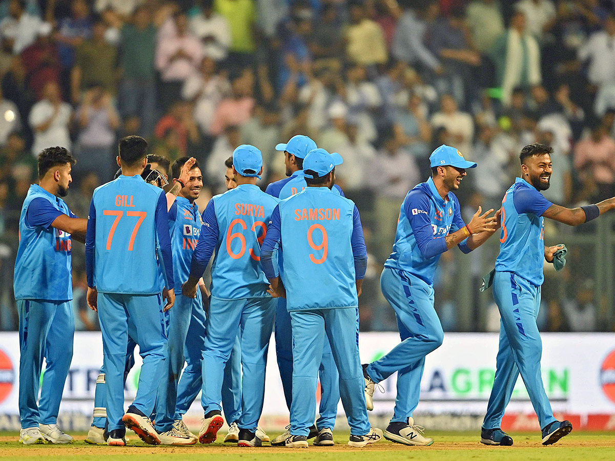 India_20and_20Sri_20Lanka_20First_20Twenty20_20international_20Cricket_20Match_20Pics_25.jpg 25