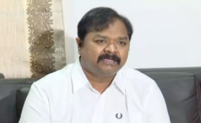 Minister-Dadisetti-Raja.jpg