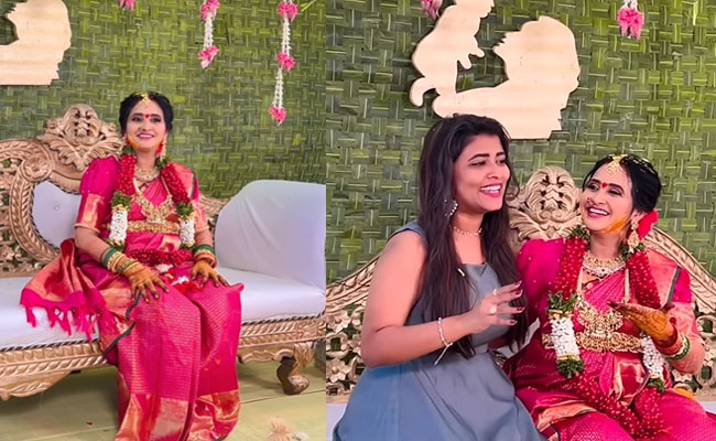 anchor-lasya-seemantham.jpg