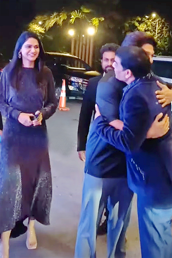 Dil_20Raju_20granddaughter_20Ishika_20grand_20birthday_20celebrations_20PHotos_7.jpg 8