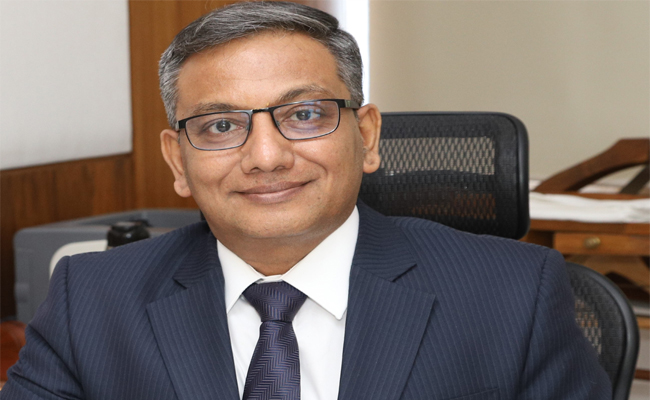 Sundararaman_20Ramamurthy.jpg