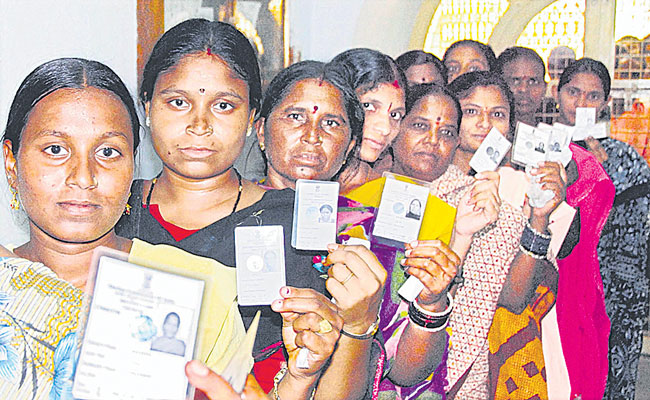 VOTERS-8.jpg