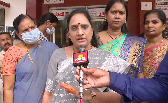 Vasireddy-Padma.jpg