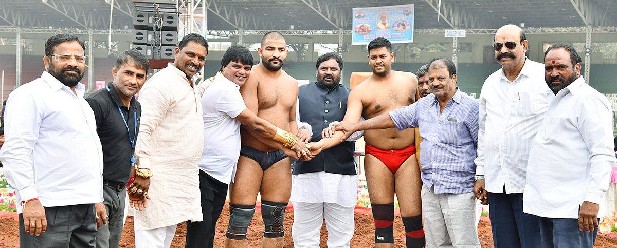 Hyderabad_20Traditional_20Wrestling_20Competition_202023_20At_20LB_20Stadium_20Photos_10.jpg 9