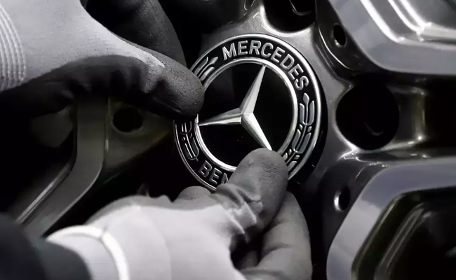 Mercedes_20Benz.jpg