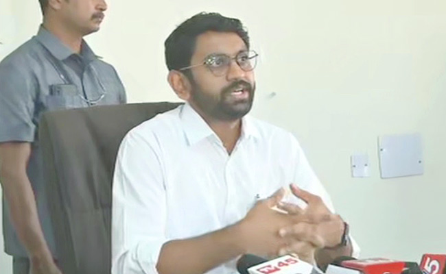 nizamabad-collector.jpg