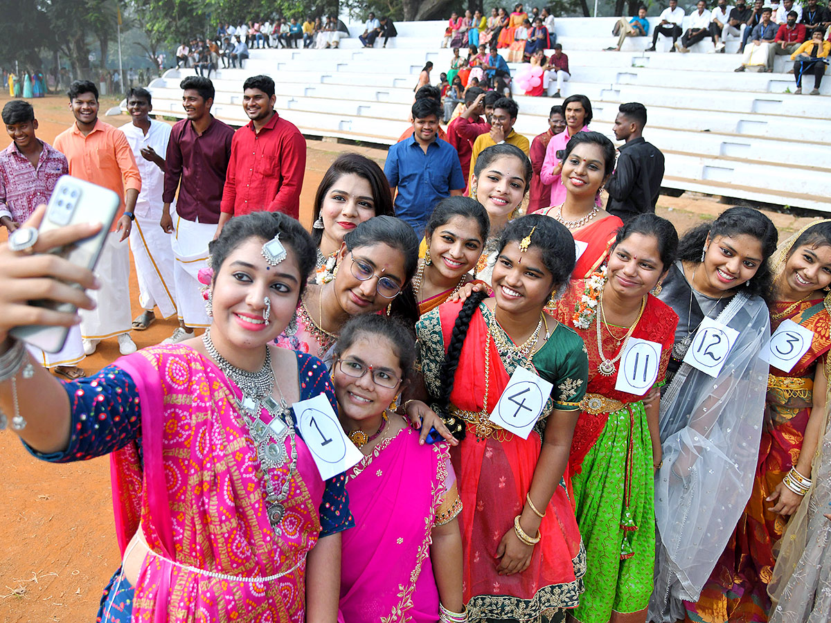 Andhra_20Loyola_20College_20in_20Benz_20Circle_20Vijayawada_20_5.jpg 5