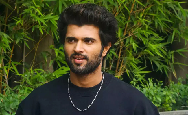 vijay-devarakonda.jpg