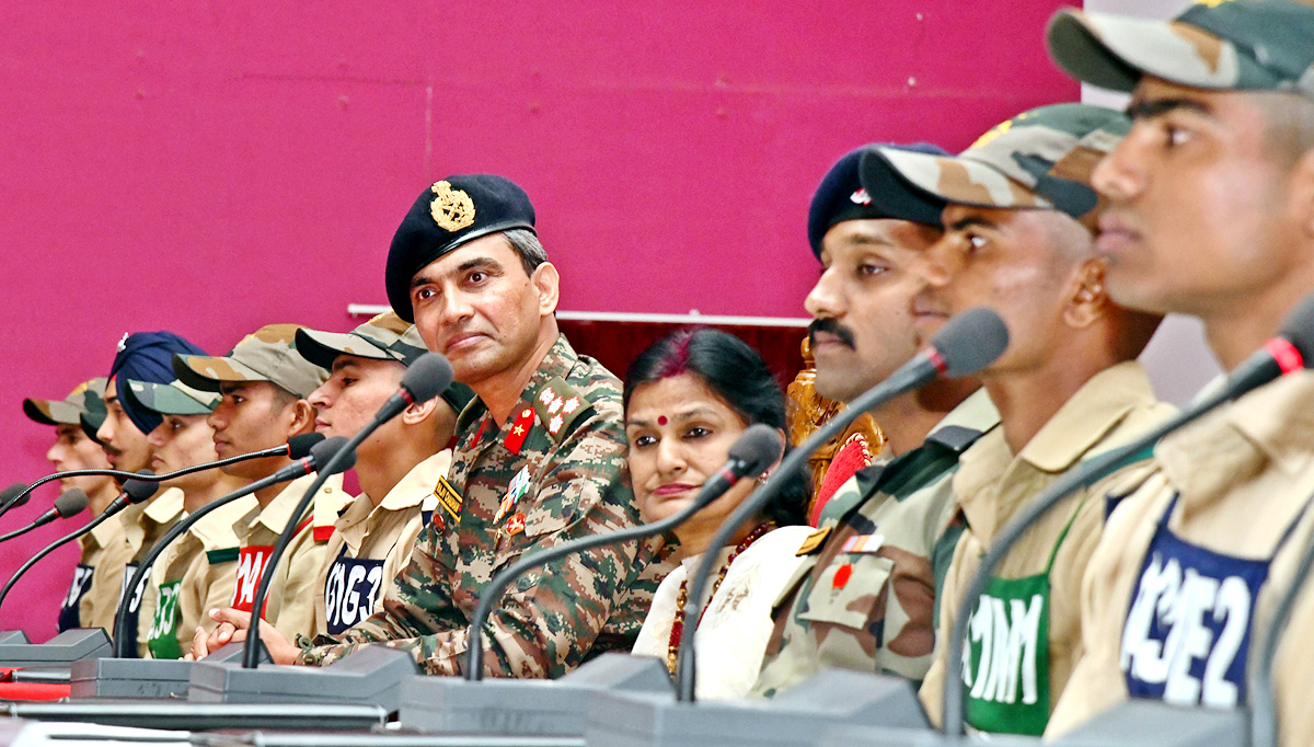 ANI_1270.jpg 2
