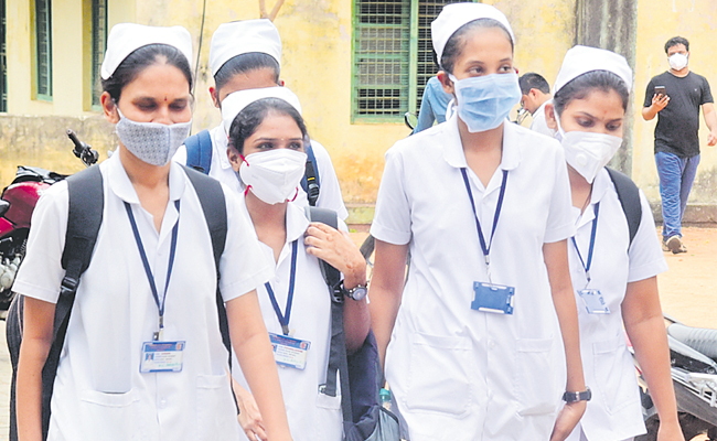 Staff_Nurse.jpg