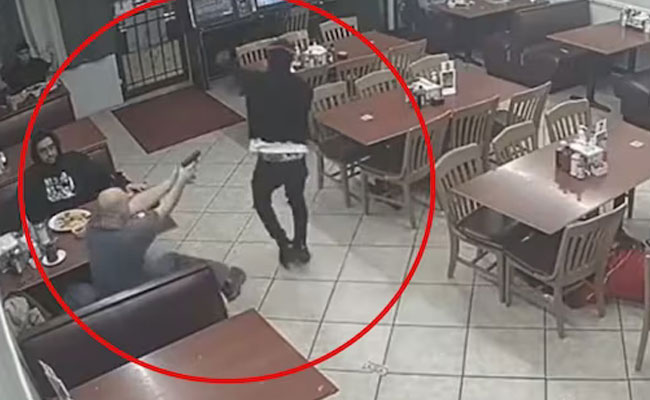 fake-gun-robbery.jpg