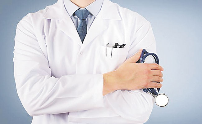 DOCTORS-COAT3.jpg