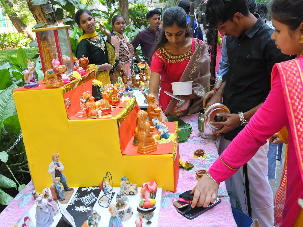 Sankranti_20Celebrations_20in_20Siddhartha_20College_20At_20Vijayawada_20Photos_22.jpg 23