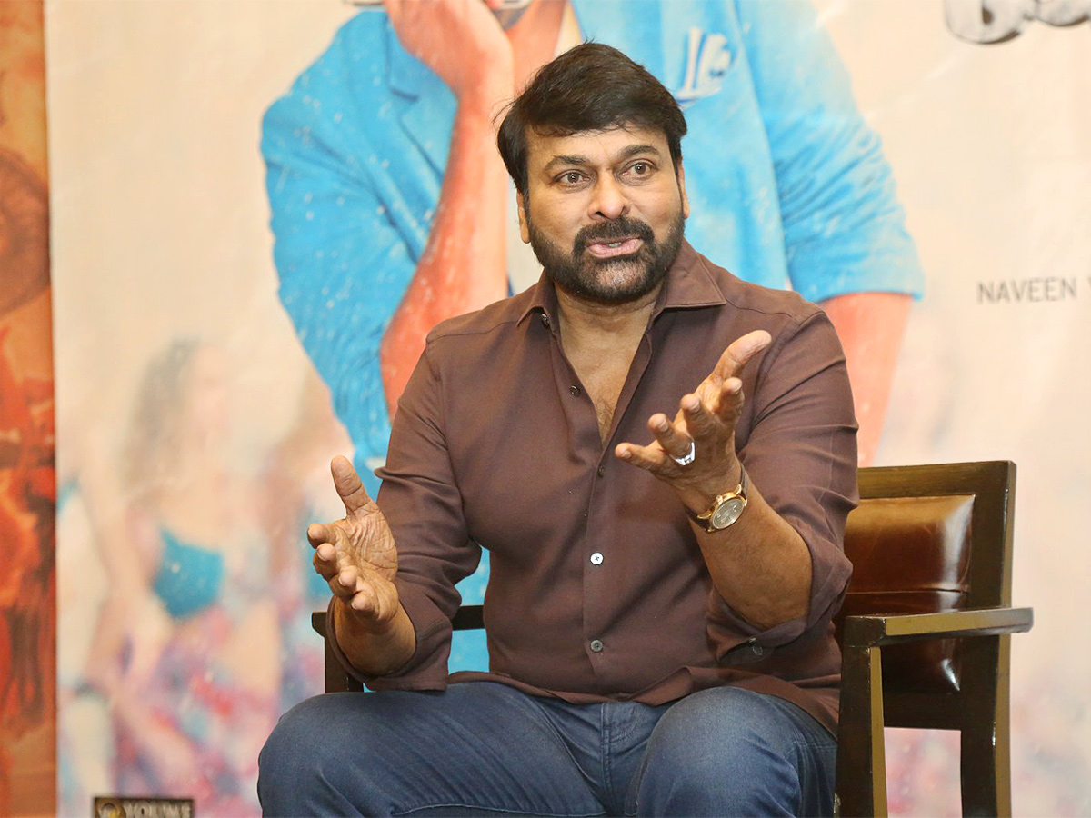 Chiranjeevi_20Interview_20Waltair_20Veerayya_20Photos_14.jpg 14
