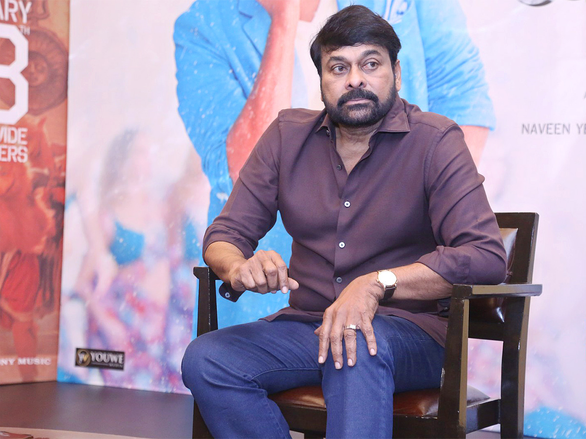 Chiranjeevi_20Interview_20Waltair_20Veerayya_20Photos_3.jpg 3