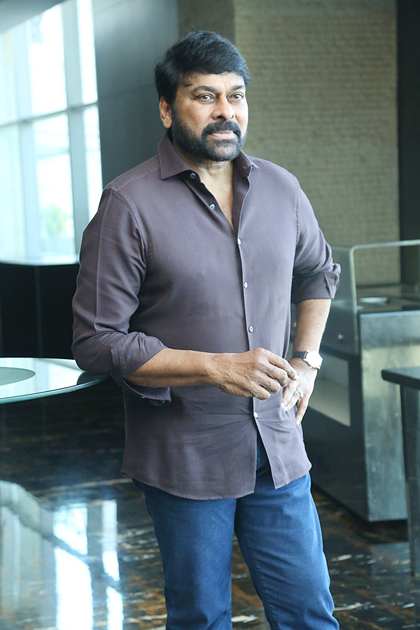 Chiranjeevi_20Interview_20Waltair_20Veerayya_20Photos_30.jpg 29