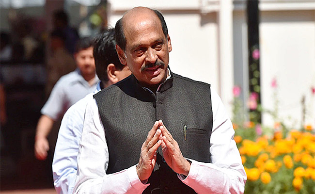 Manikrao-Thakre.jpg
