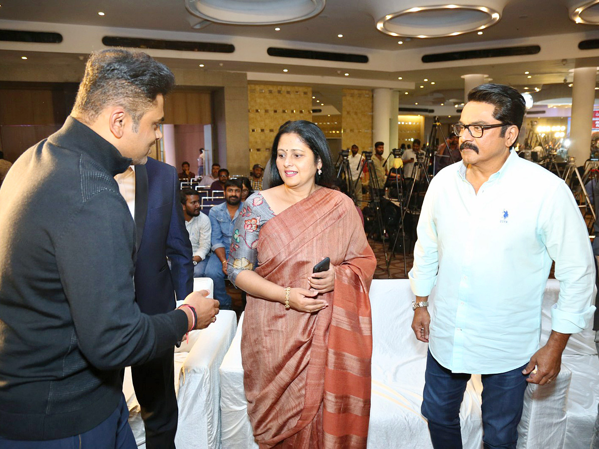 Varasudu_20Movie_20Press_20Meet_20Photos_7.jpg 7