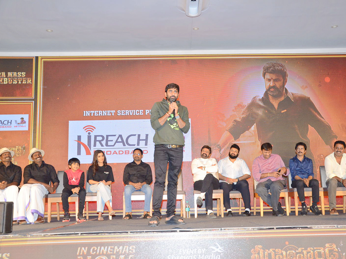 Veera_20Simha_20Reddy_20Success_20Meet_20Photos_6.jpg 7