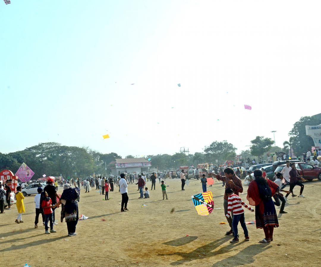 14HYD14-600451.jpg 14
