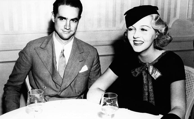 howard-robert-hughes.jpg
