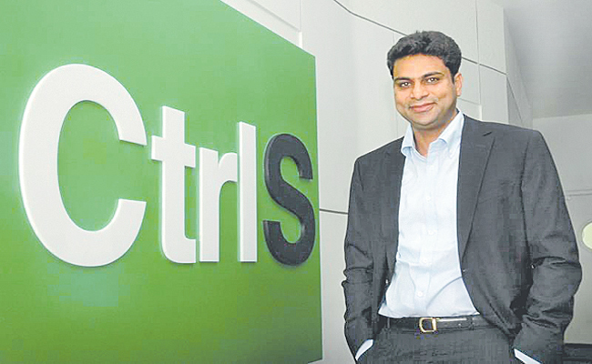 SRIDHAR.jpg