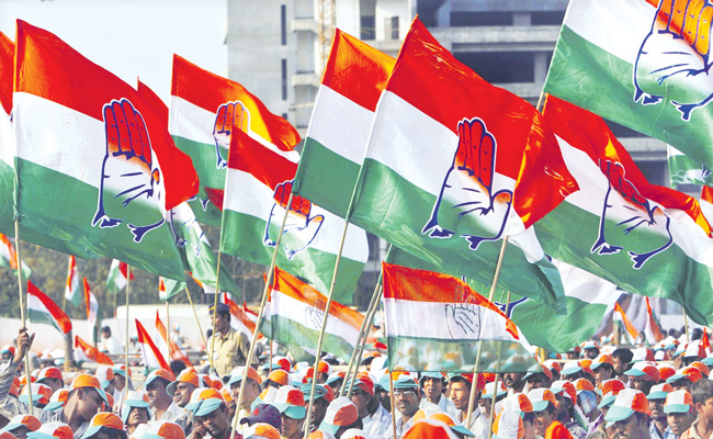 CONGRESS-PARTY-FLAGS-1.jpg