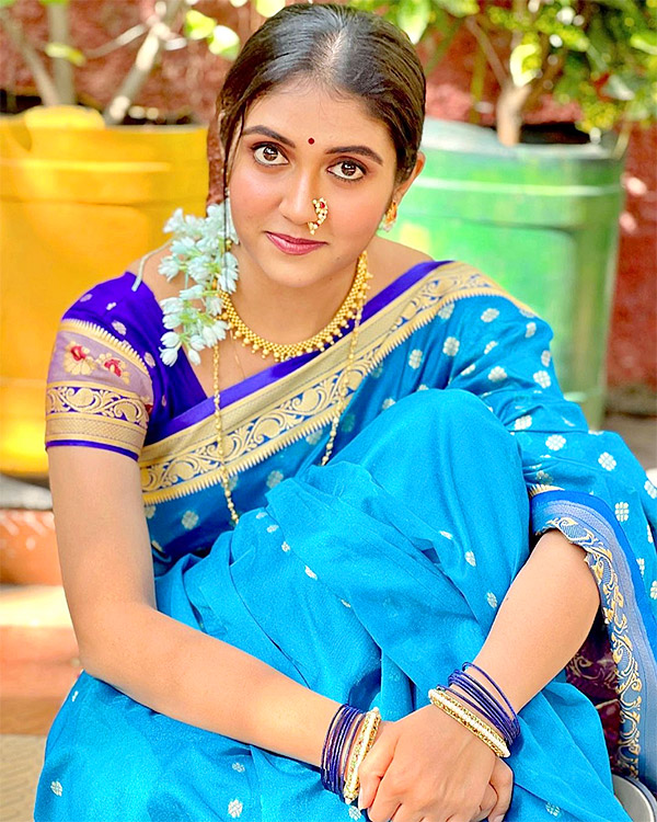 Rinku_20Rajguru_20Traditional_20Photos_10.jpg 10