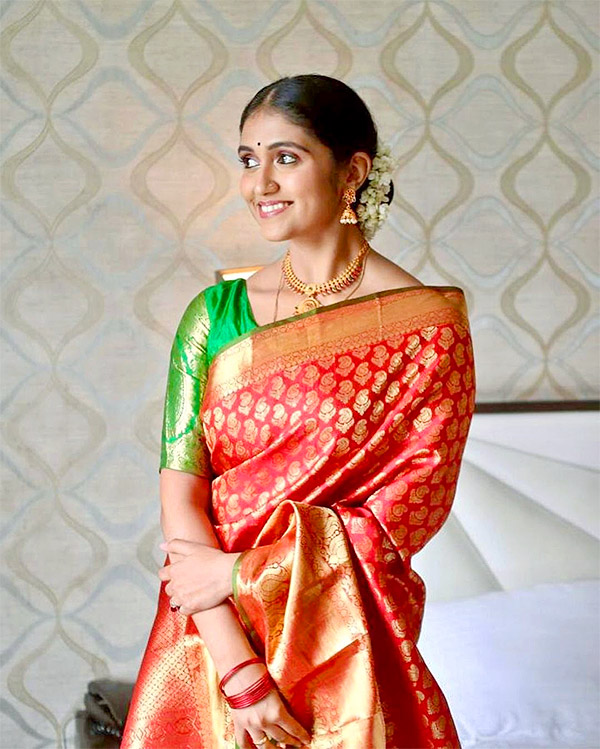 Rinku_20Rajguru_20Traditional_20Photos_13.jpg 13