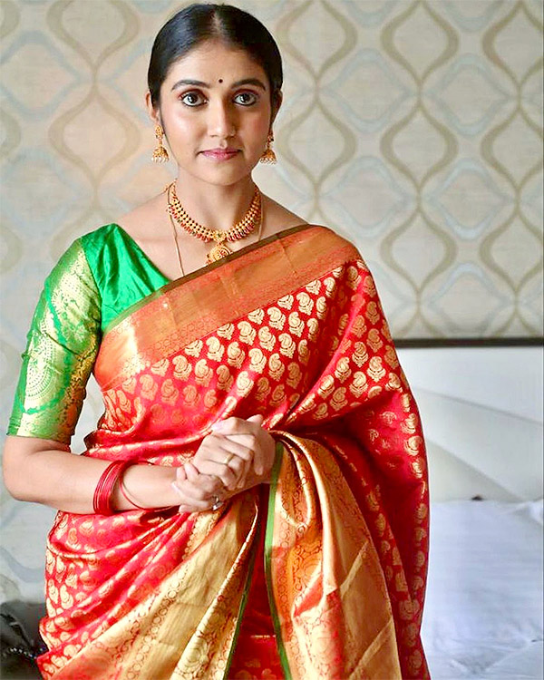 Rinku_20Rajguru_20Traditional_20Photos_14.jpg 14