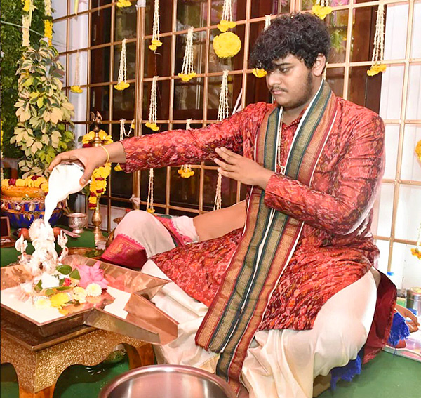 KTR_20Son_20Himanshu_20Rare_20Pictures_26.jpg 26