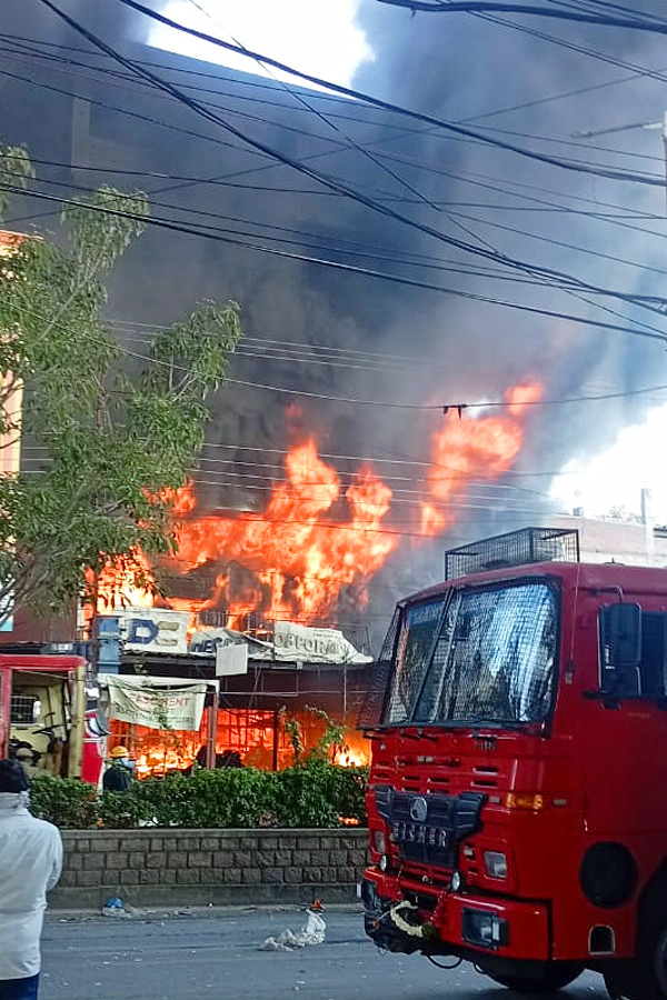 Massive_20Fire_20Accident_20in_20Secunderabad_20Photos_10.jpg 11