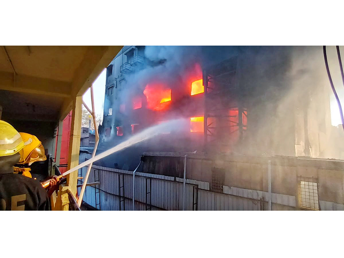 Massive_20Fire_20Accident_20in_20Secunderabad_20Photos_2.jpg 3