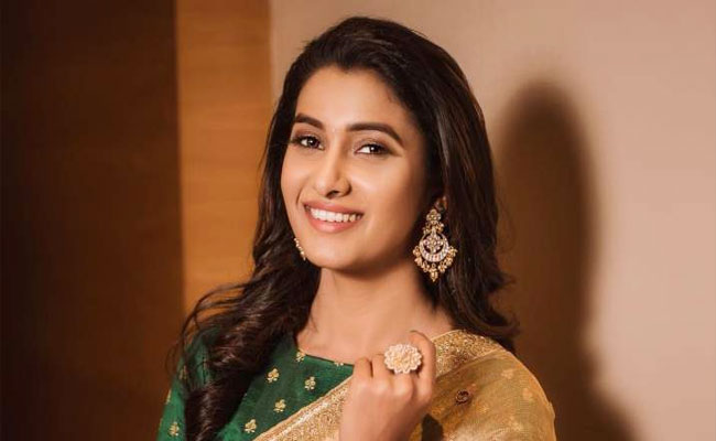 priya-bhavani-shankar.jpg
