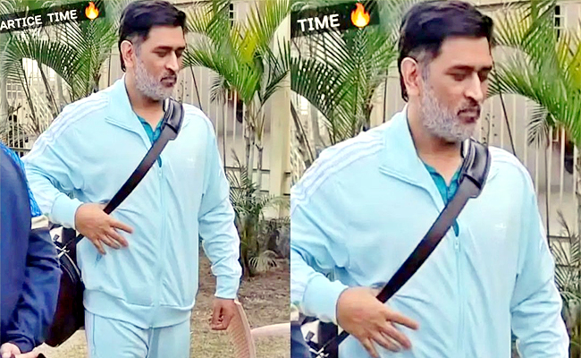 Dhoni.jpg