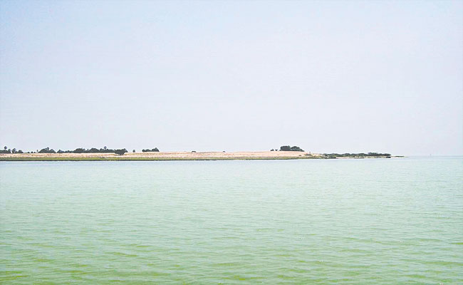 irakam-village.jpg