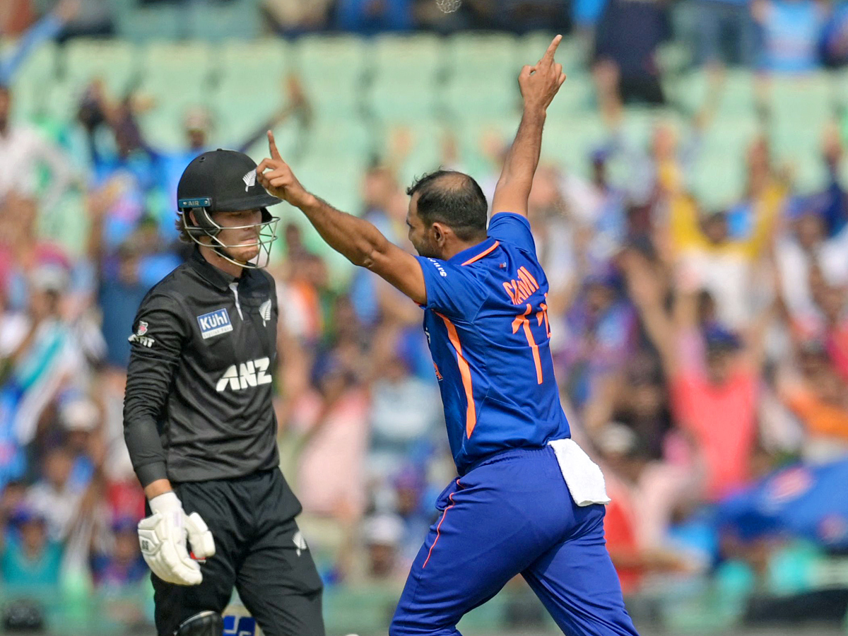 India_20beat_20New_20Zealand_20by_208_20wickets_20in_202nd_20ODI_20Photos_3.jpg 3