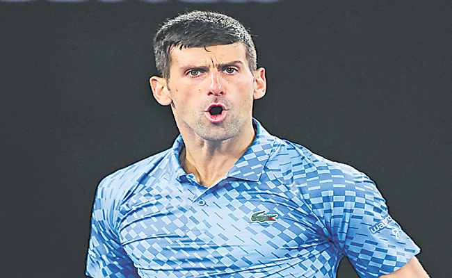 NOVAK_337J69M.jpg