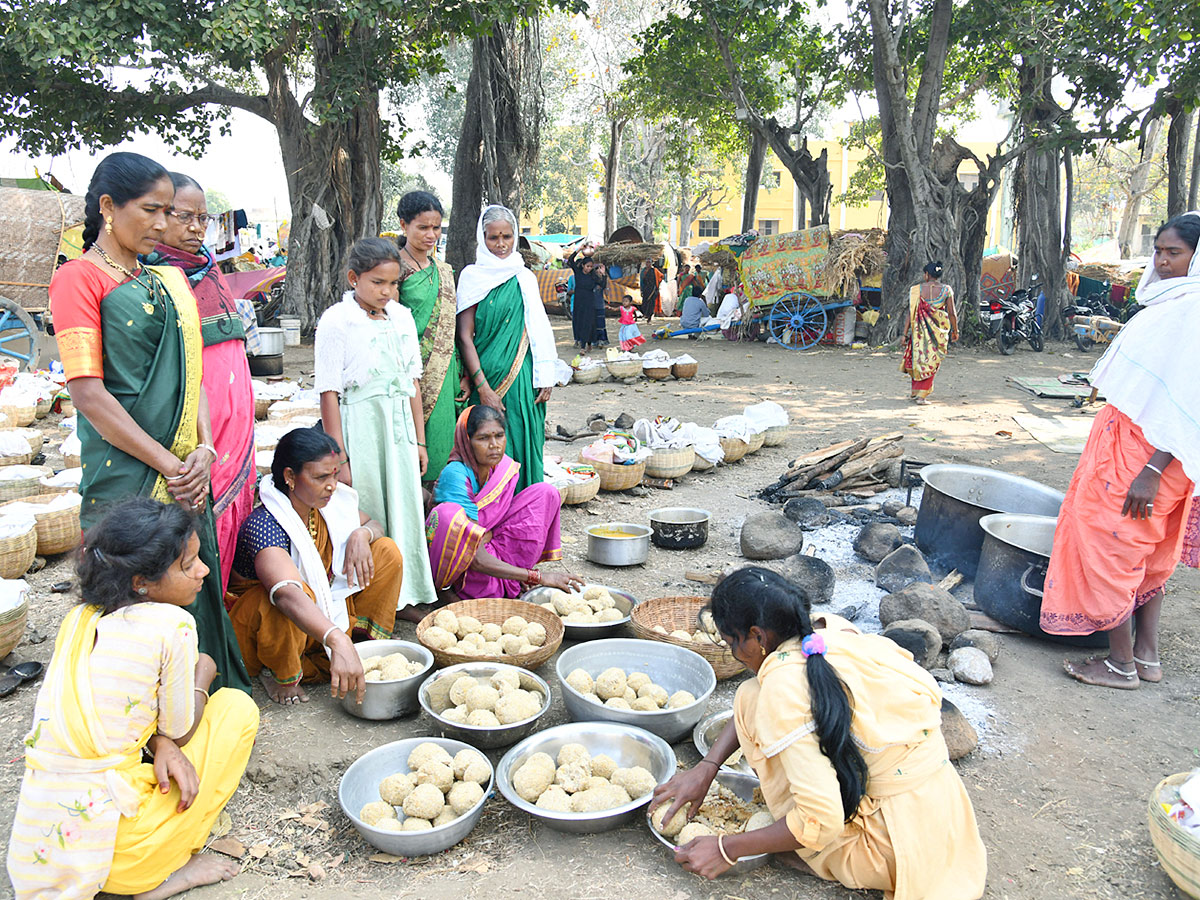 Nagoba_20Jatara_20Concludes_20In_20Telangana_30.jpg 29