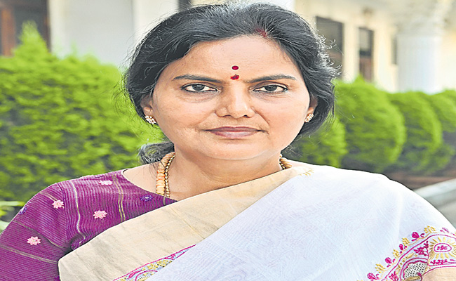 SANTHI-KUMARI--7.jpg
