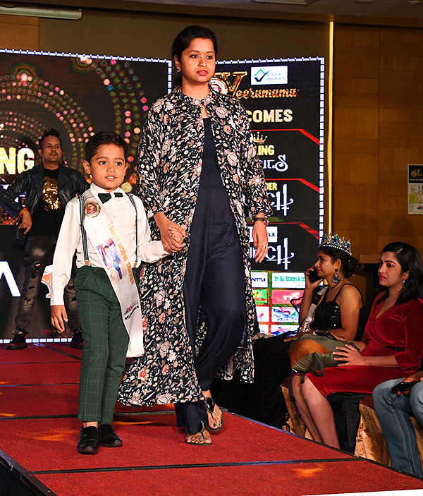 Fashion_20Show_20in_20Visakhapatnam_20Photos_13.jpg 11