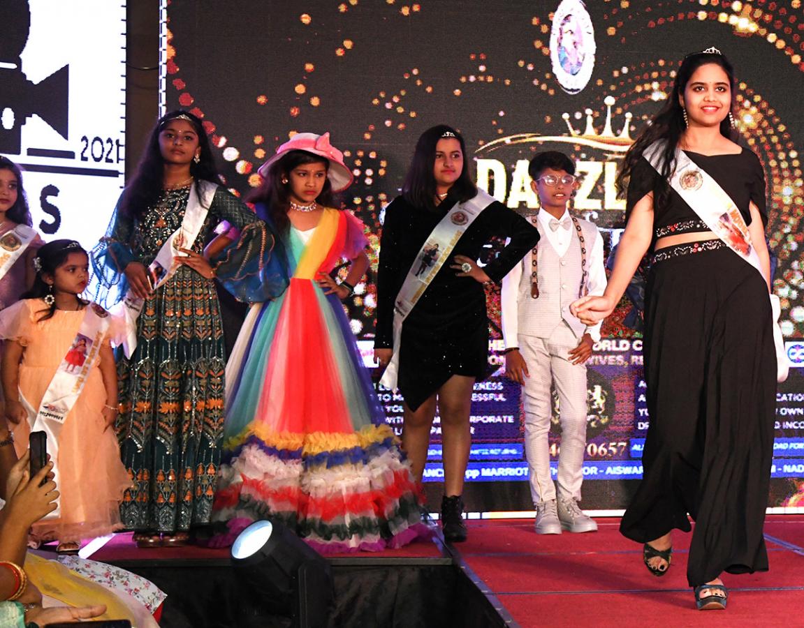 Fashion_20Show_20in_20Visakhapatnam_20Photos_16.jpg 14