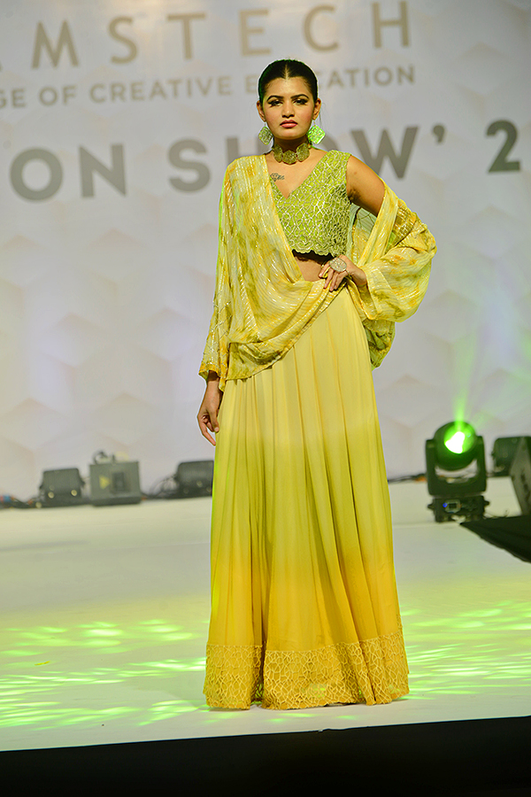 Hamstech_20Fashion_20Show_202023_20Hyderabad_8.jpg 8