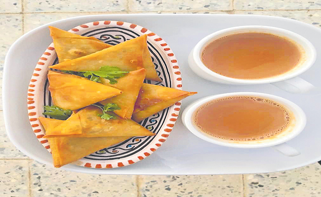 SAMOSA-CHAI.jpg