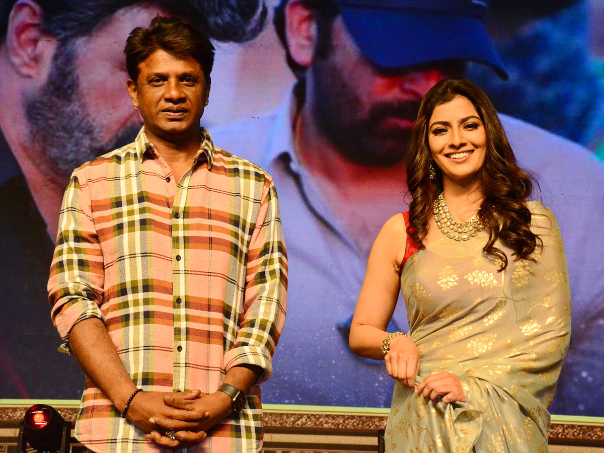 Veera_20Simha_20Reddy_20Success_20Meet_20Photos_16.jpg 16